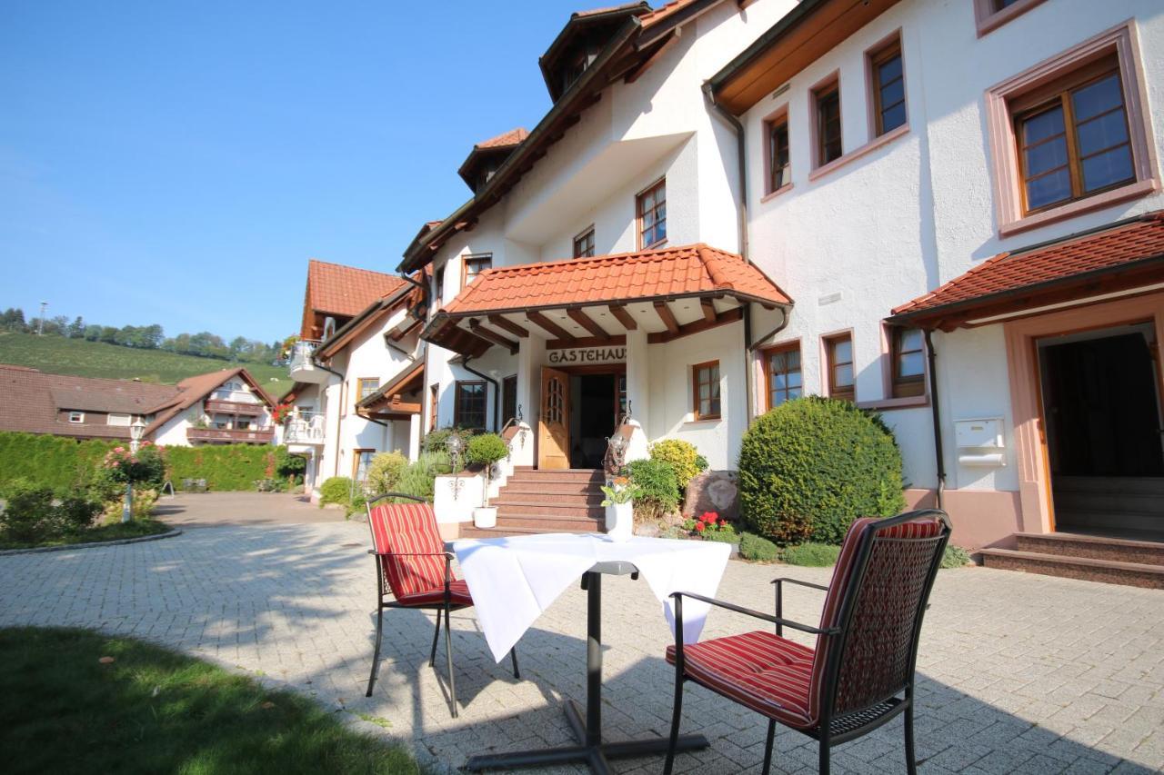 ברגהאופטן Hotel-Restaurant Hirsch מראה חיצוני תמונה