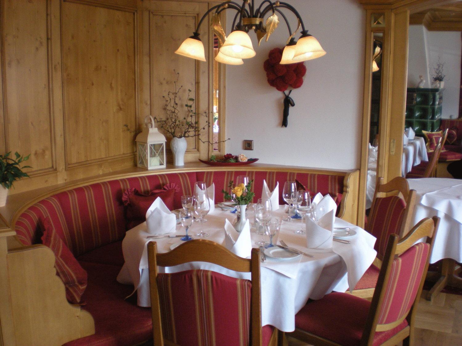 ברגהאופטן Hotel-Restaurant Hirsch מראה חיצוני תמונה
